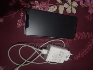 Vivo Y19s 64 GB Silver