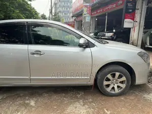 Toyota Premio 2013 Silver