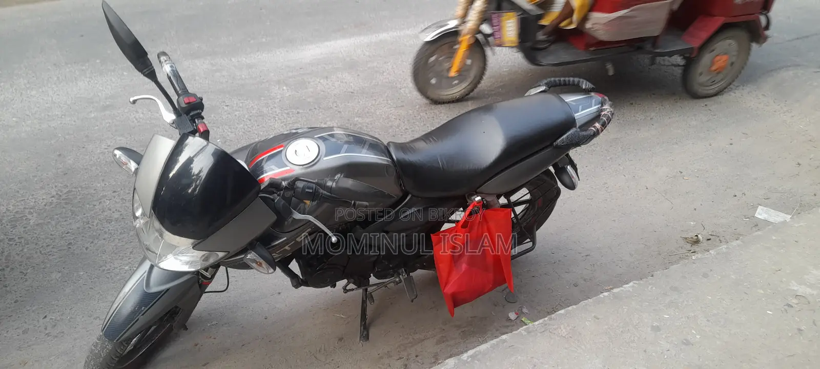 TVS Apache RTR 160 2V 2016 Silver