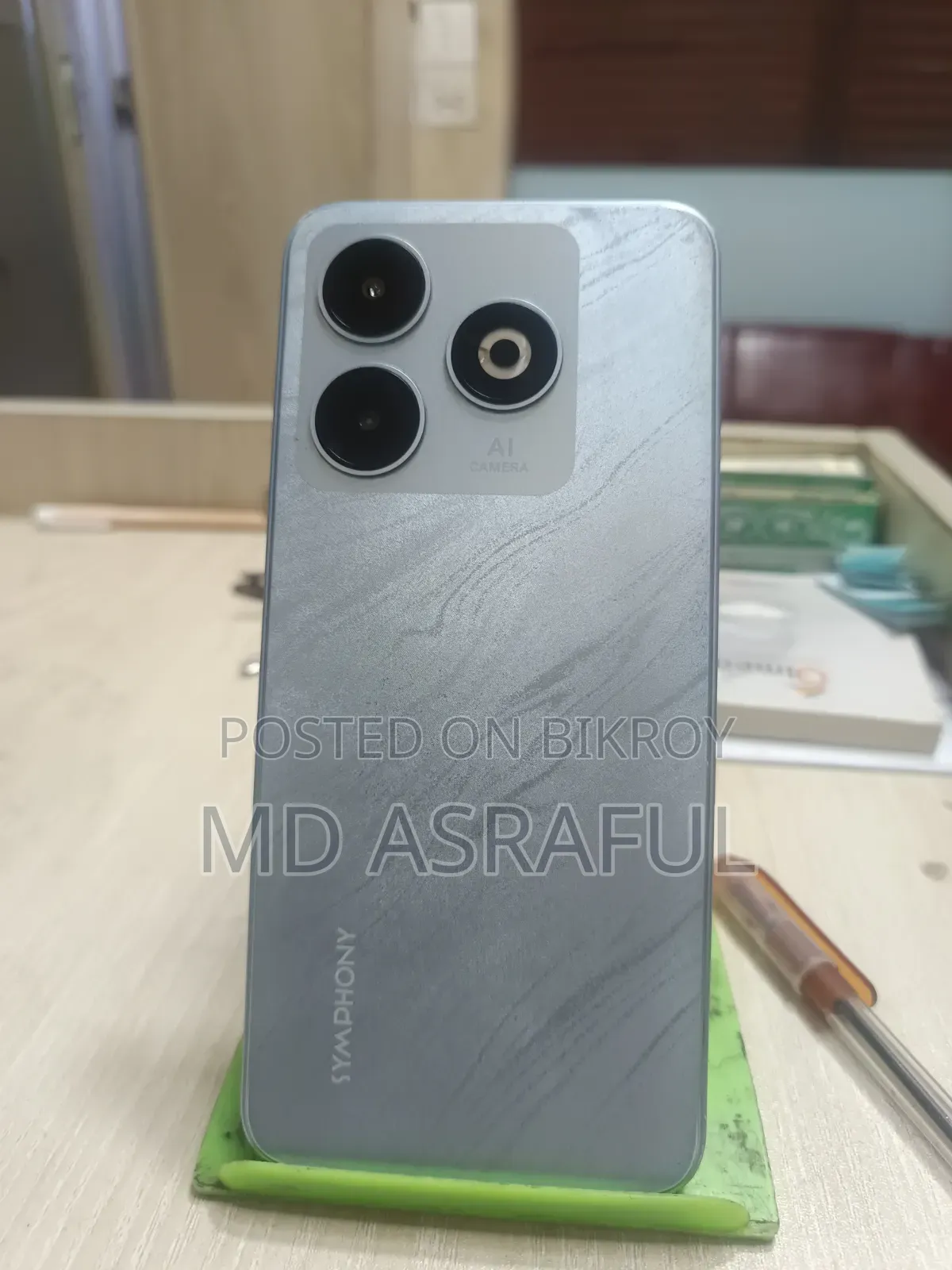 Symphony MAX 10 32 GB Gray