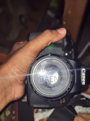Canon 700D DSLR