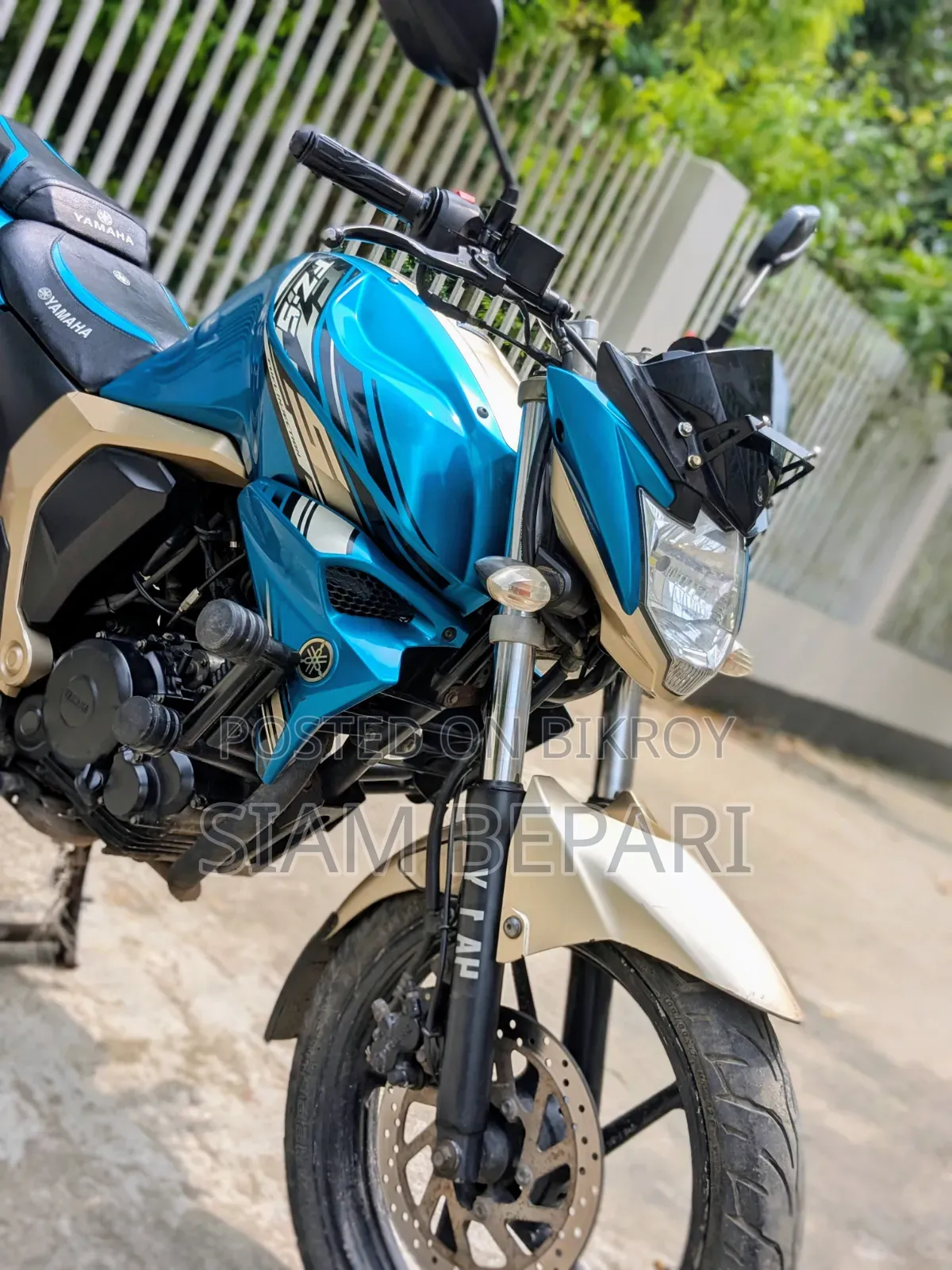 Yamaha FZ 2017