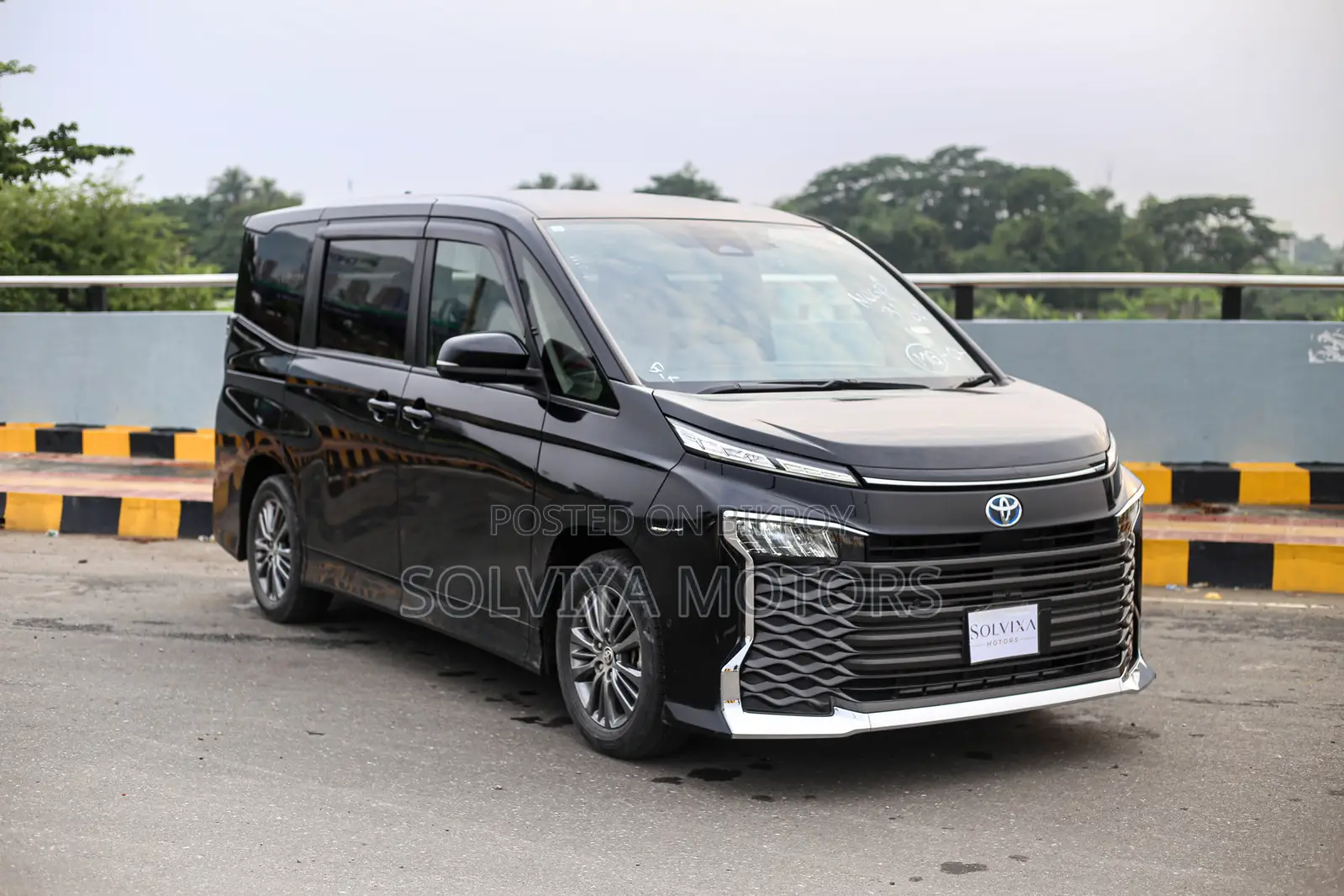 Toyota Voxy 2023 Black