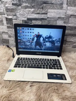 Laptop Asus 3GB Intel SSD 256GB