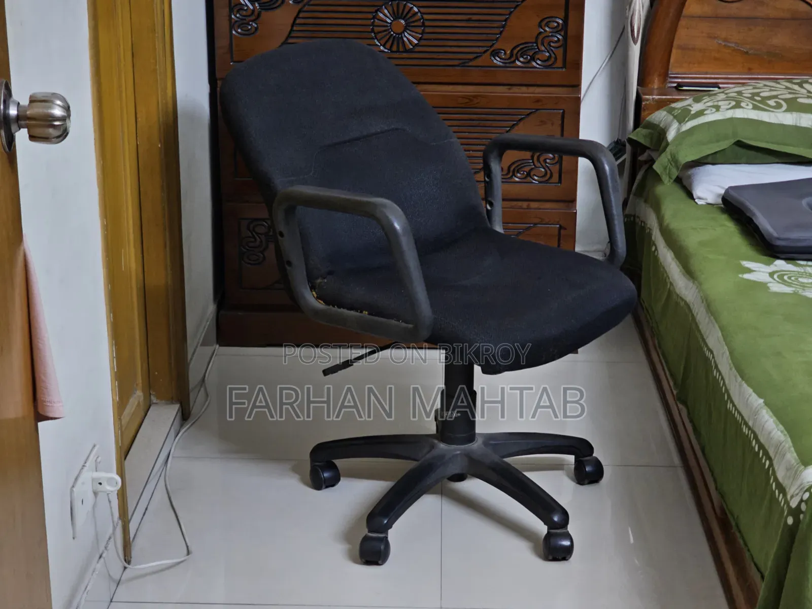 Black Chair