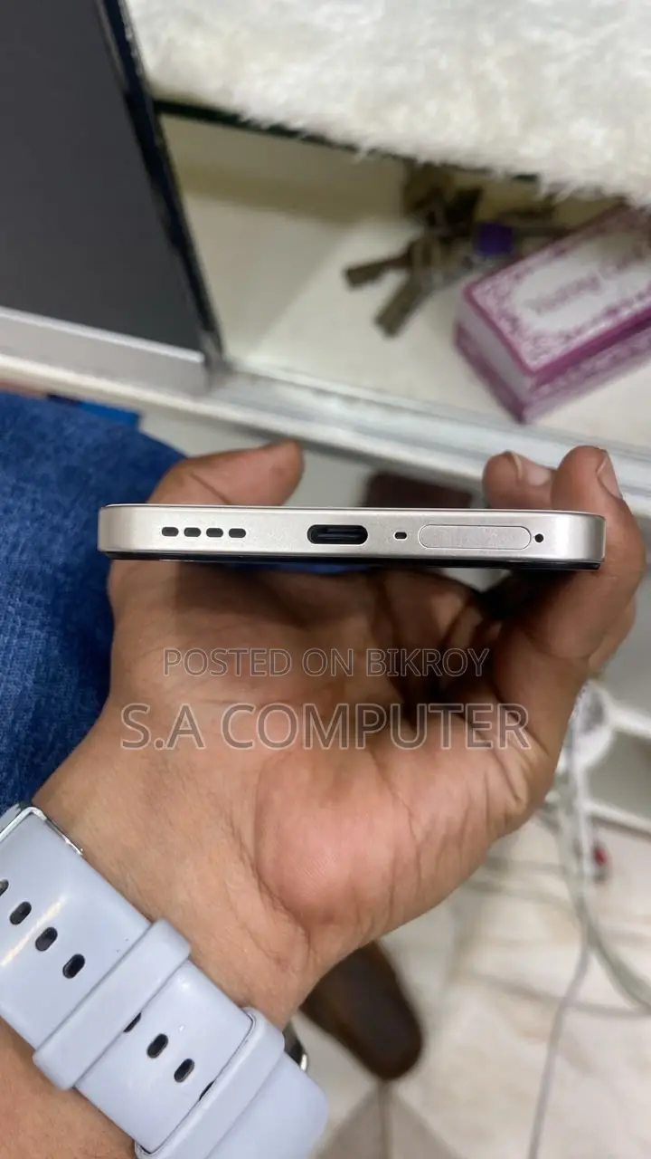 Realme 15T 256 GB Silver