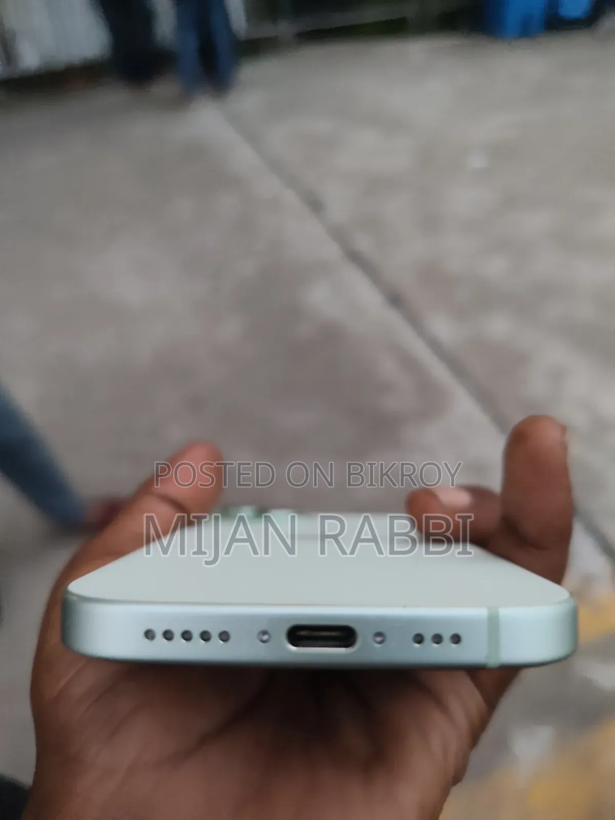 New Apple iPhone 15 256 GB Gray