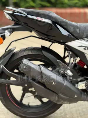 TVS Apache 160 4V 2025 Black