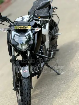 TVS Apache 160 4V 2025 Black