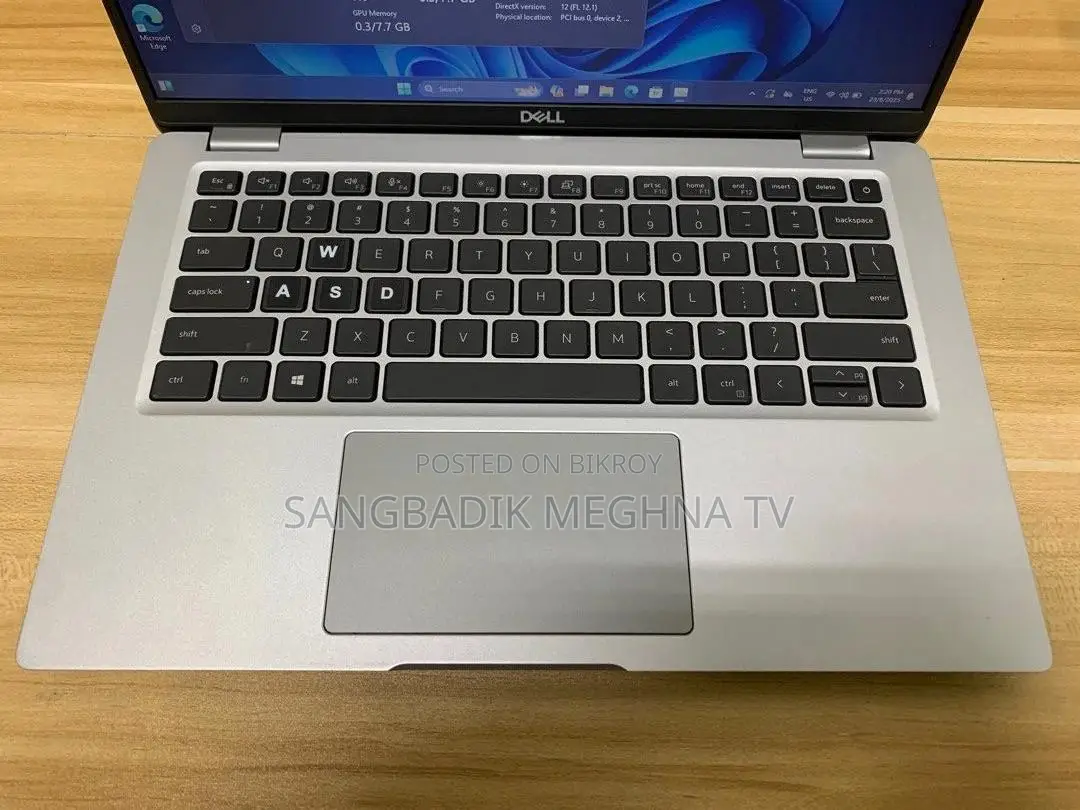 Laptop Dell 3GB Intel SSD 256GB