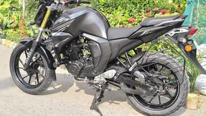 Yamaha FZ6 2024 Black