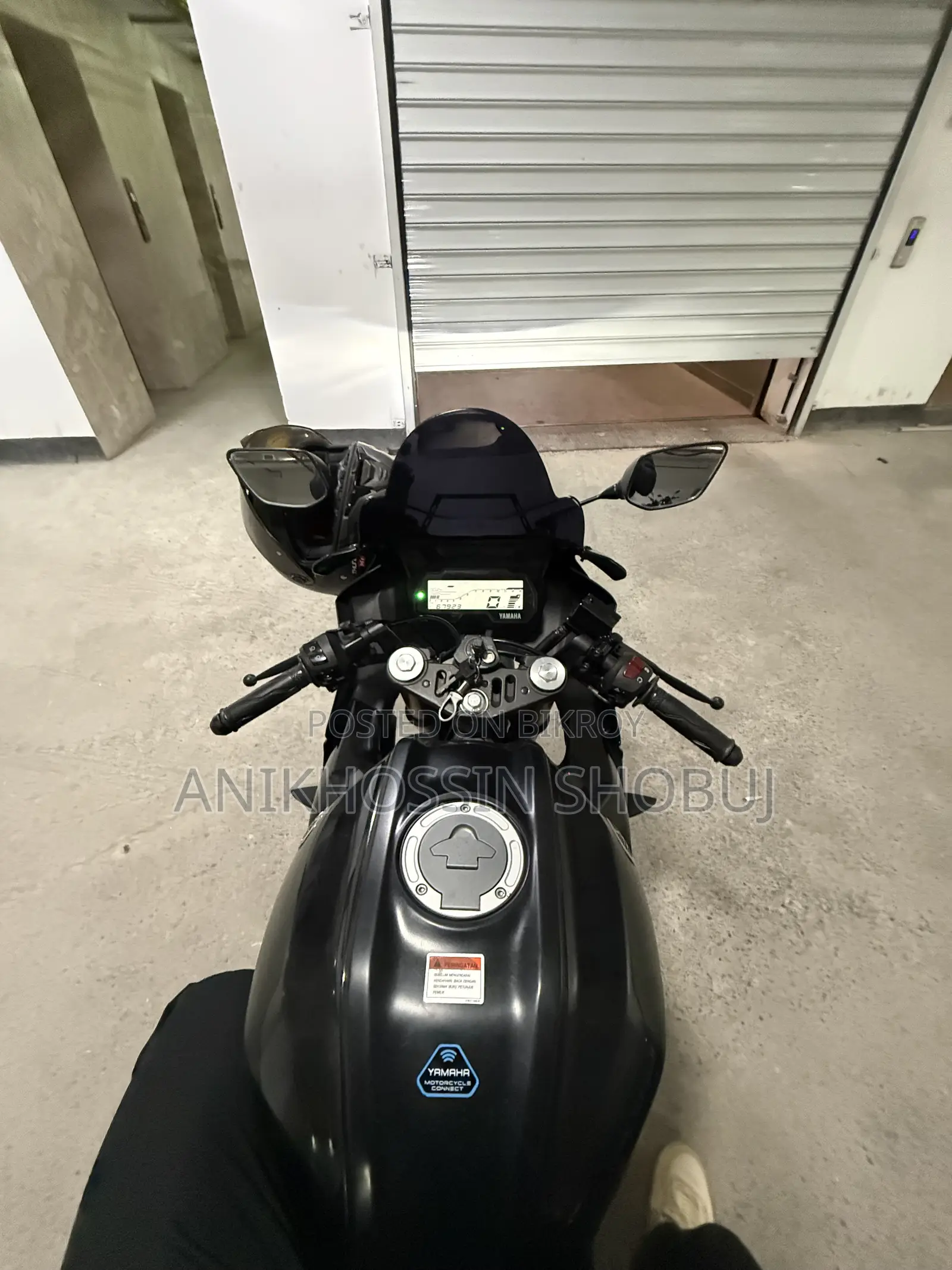 Yamaha 2025 Black