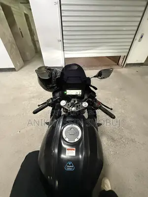 Yamaha 2025 Black