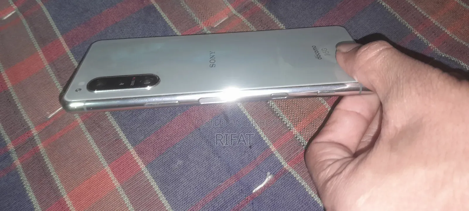সনি এক্সপেরিয়া ৫ ২ ১২৮ জিবি সাদা