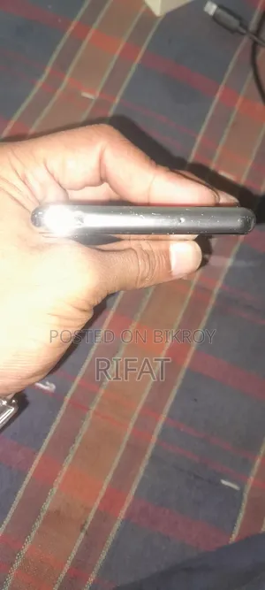 সনি এক্সপেরিয়া ৫ ২ ১২৮ জিবি সাদা