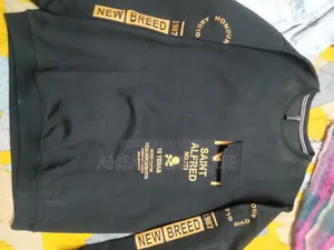 ব্র্যান্ডেড পোশাক