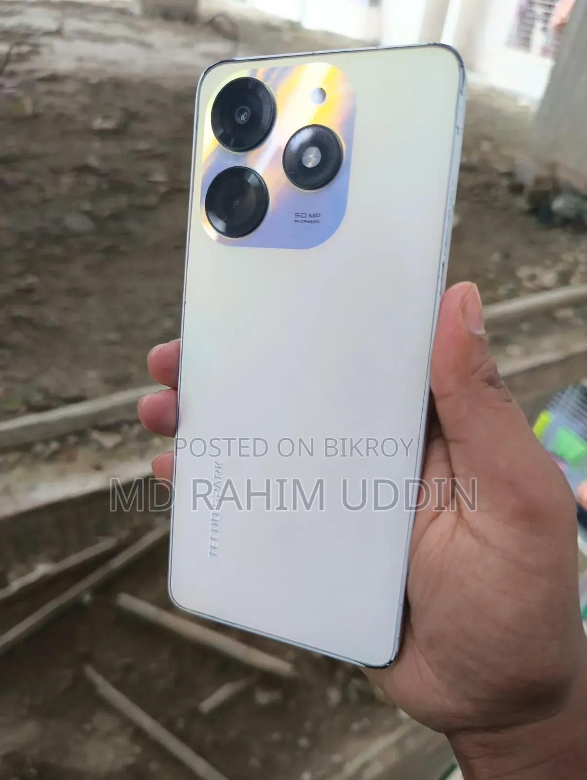 টেকনো স্পার্ক ১০ প্রো ১২৮ জিবি সাদা