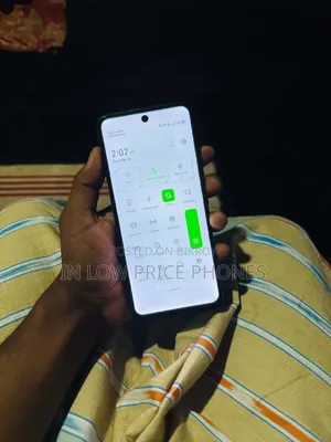 Infinix Hot 12 play 64 GB Blue