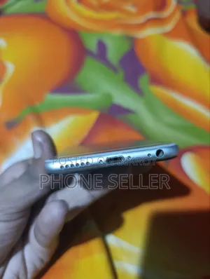 Apple iPhone 6 64 GB Silver