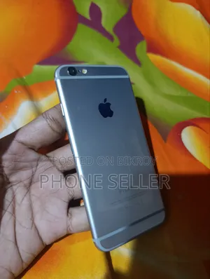Apple iPhone 6 64 GB Silver