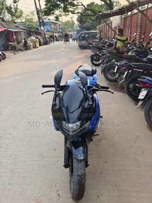 সুজুকি জিক্সার এসএফ ২০২১ ব্লু