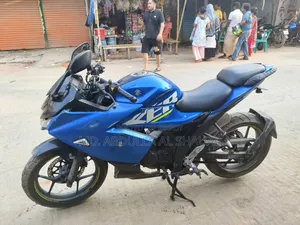 সুজুকি জিক্সার এসএফ ২০২১ ব্লু
