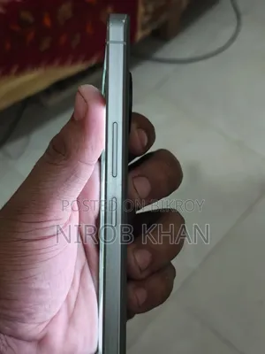 Sharp Aquos R7 256 GB Silver