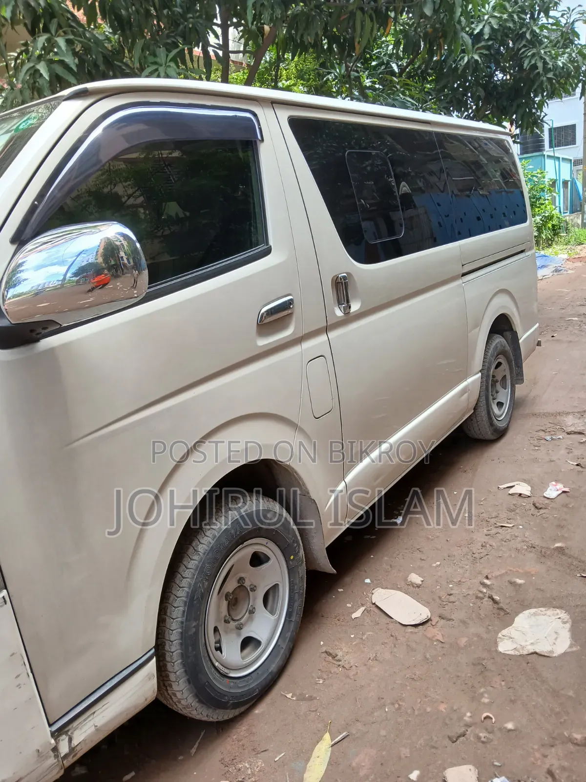 Toyota Grand HiAce 2016 White