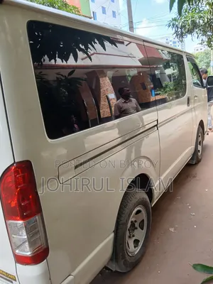 Toyota Grand HiAce 2016 White