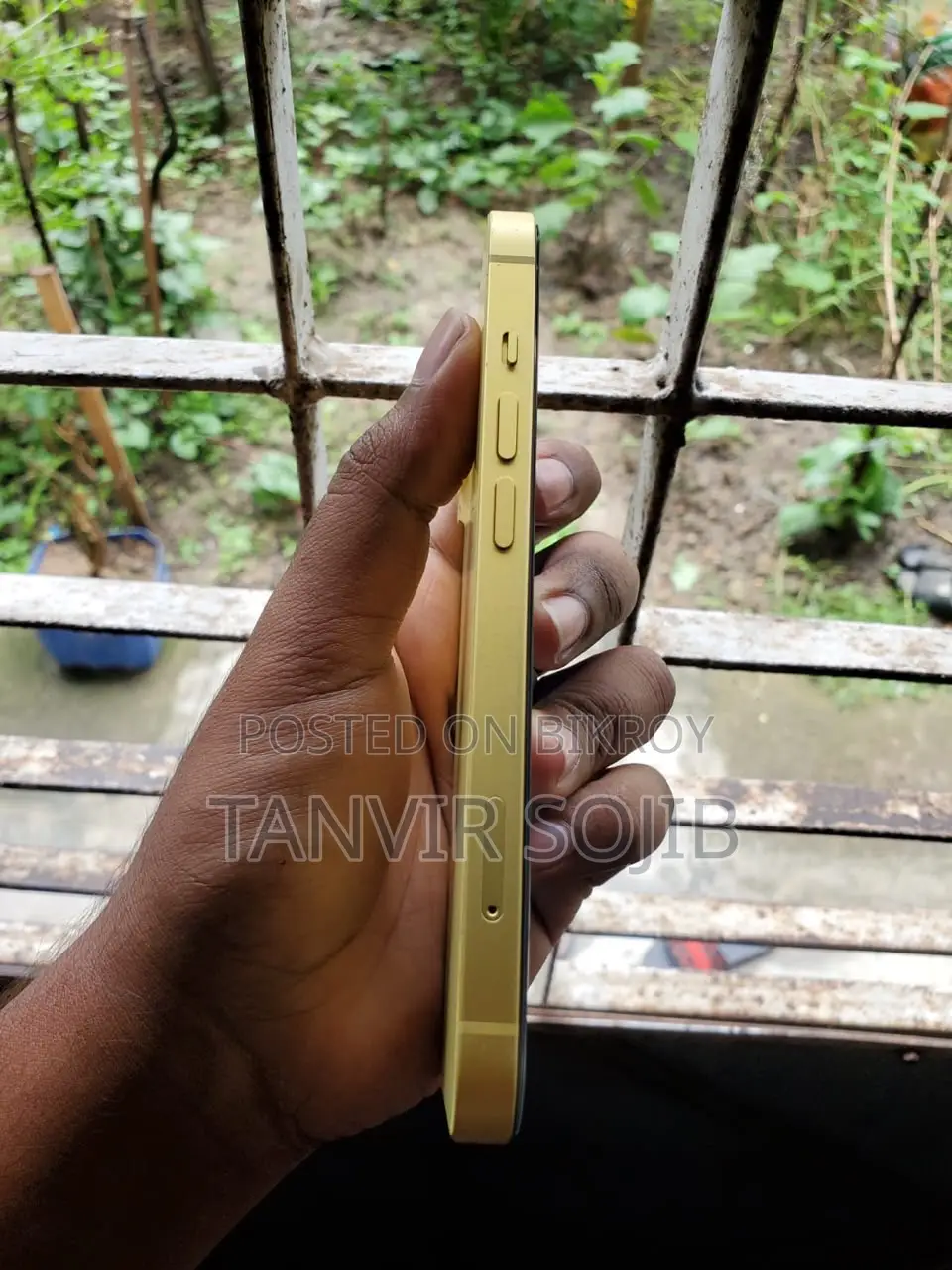 Apple iPhone 14 128 GB Yellow