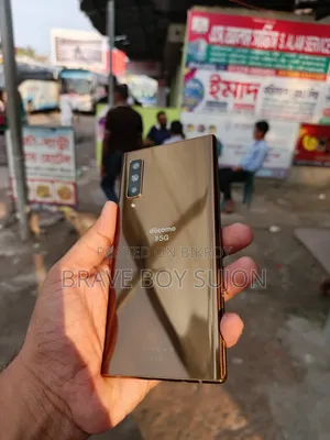 Fujitsu Arrows NX9 F-52A 128 GB Rose Gold