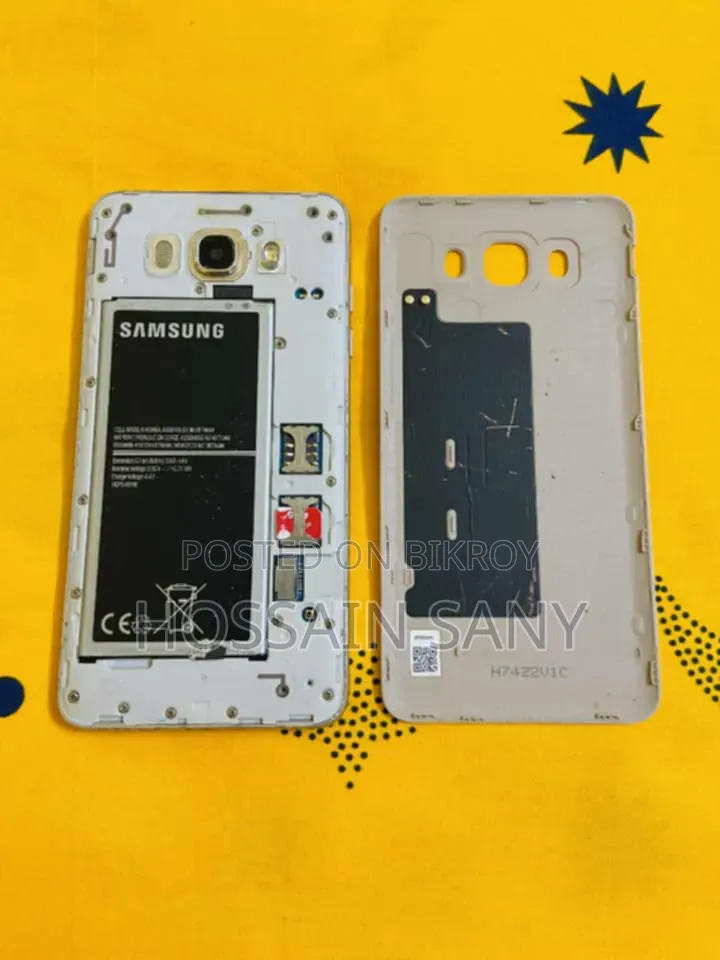 Samsung Galaxy J7 16 GB White
