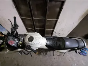 হিরো হাঙ্ক ২০২০ সাদা