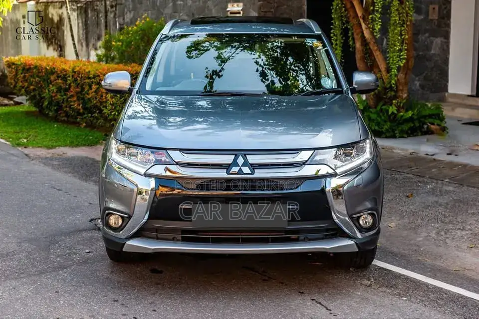 Mitsubishi Outlander 2015 Gray