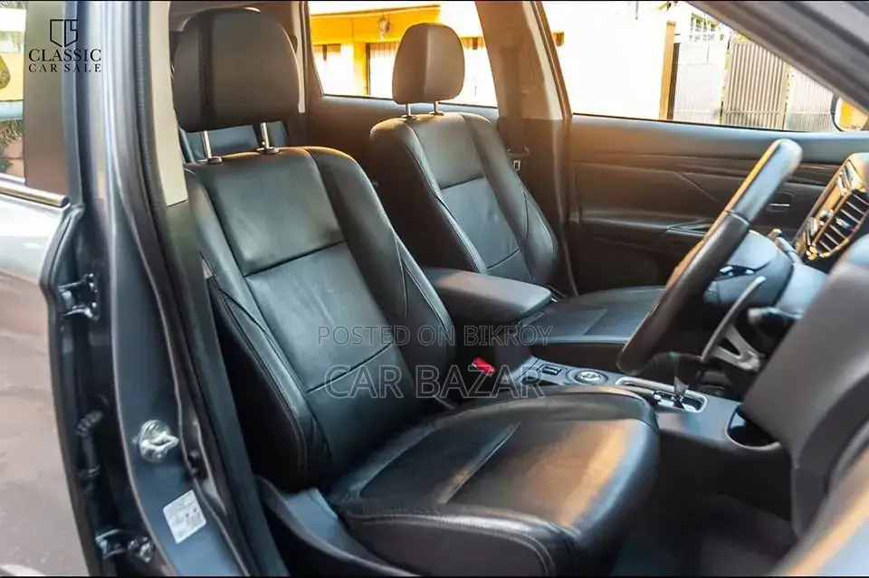 Mitsubishi Outlander 2015 Gray