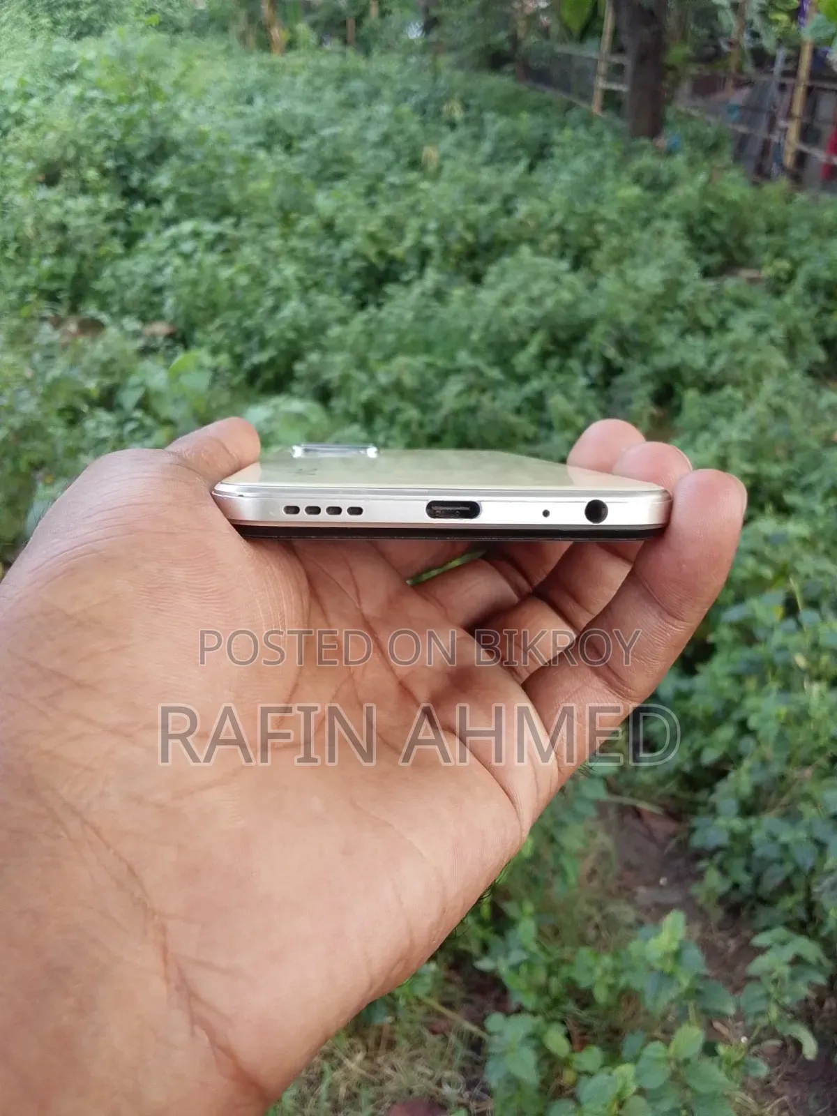 Vivo Y33s 128 GB