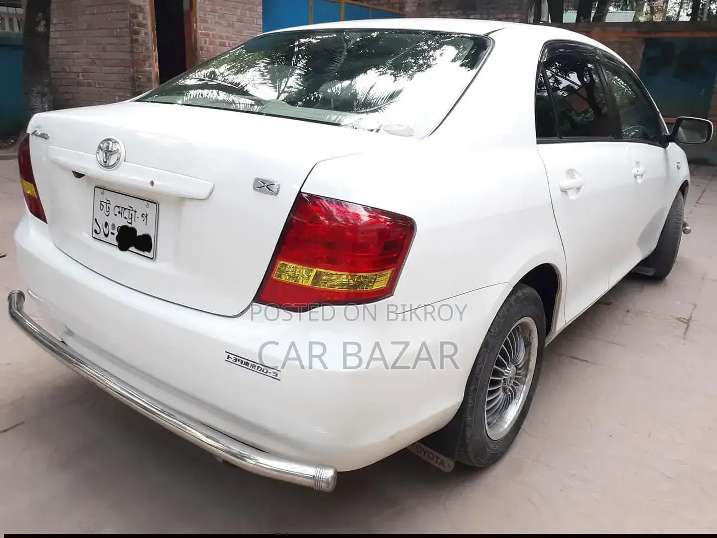 Toyota Axio 2011 White