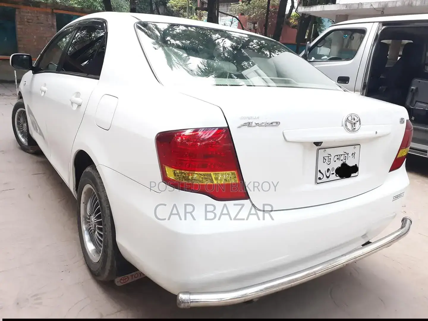 Toyota Axio 2011 White