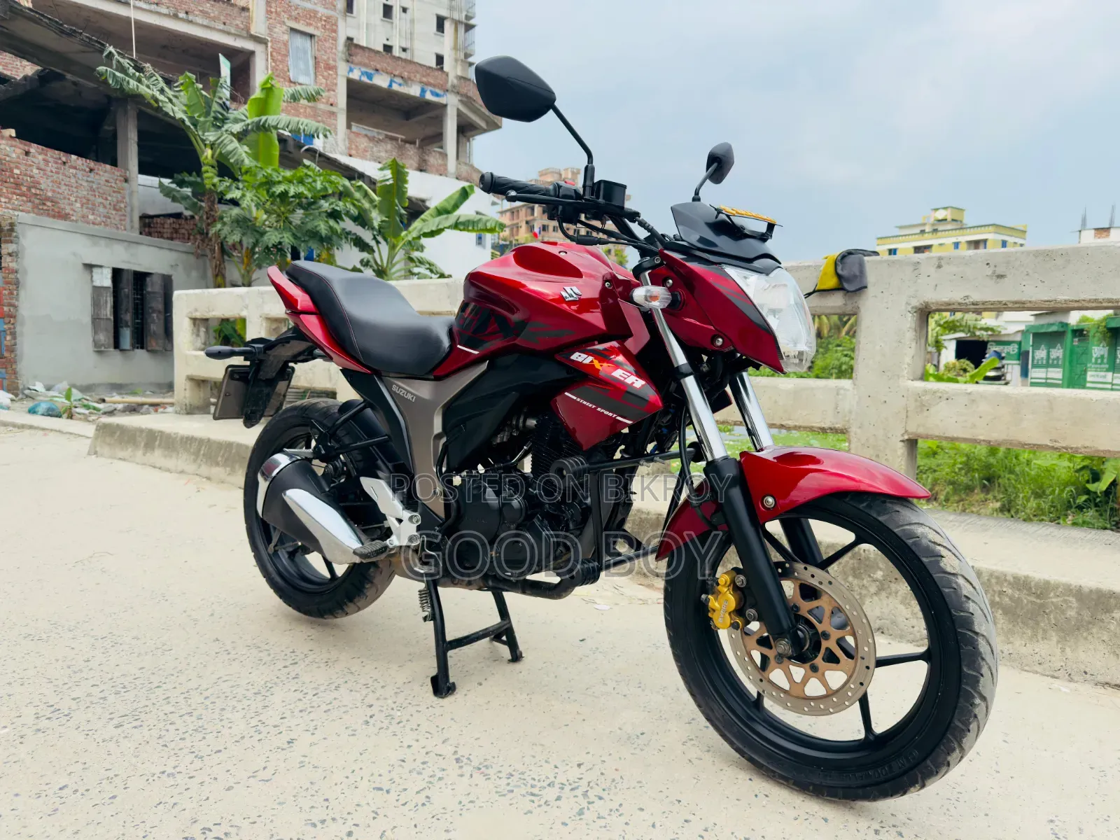 নিউ সুজুকি জিক্সার মনোটোন ২০২২ রেড