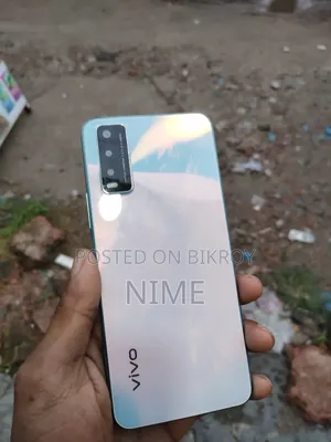 Vivo Y20 64 GB Gold