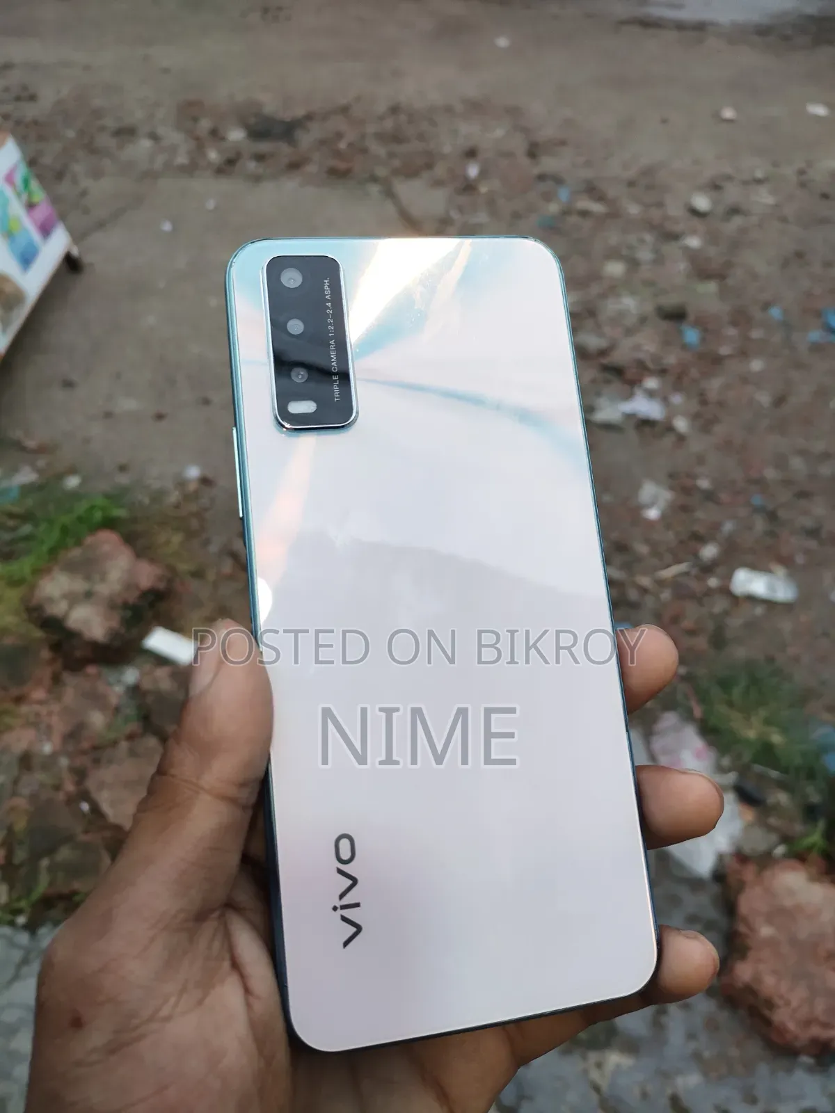 Vivo Y20 64 GB Gold