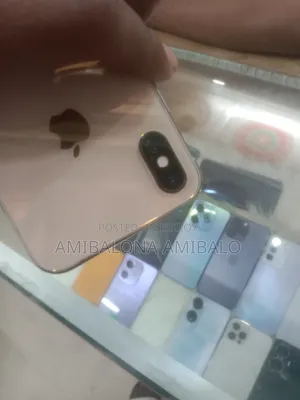 Apple iPhone XS 64 GB Rose Gold