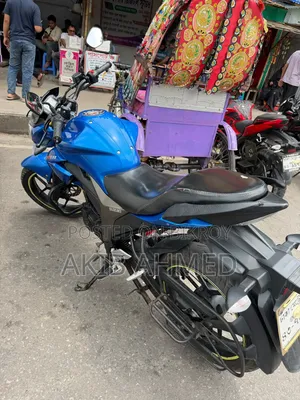 সুজুকি জিক্সার মনোটোন ২০১৯ ব্লু