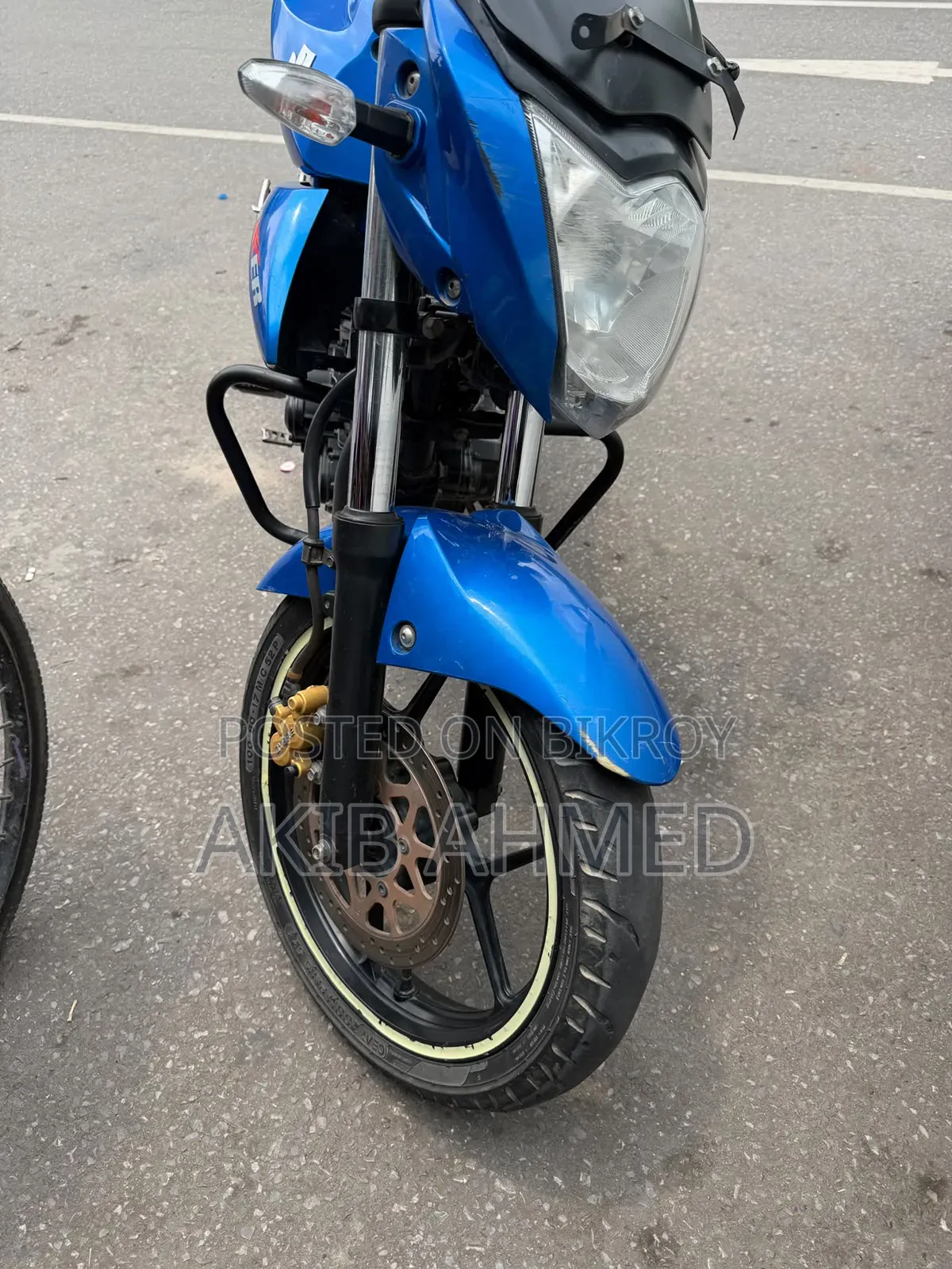 সুজুকি জিক্সার মনোটোন ২০১৯ ব্লু
