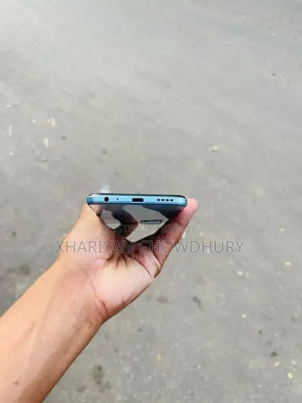 Vivo Y21 64 GB Blue