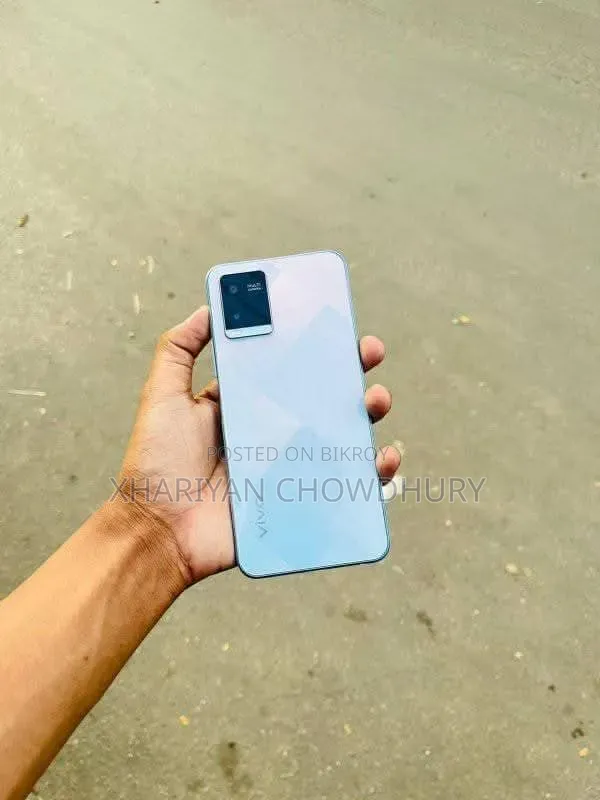 Vivo Y21 64 GB Blue