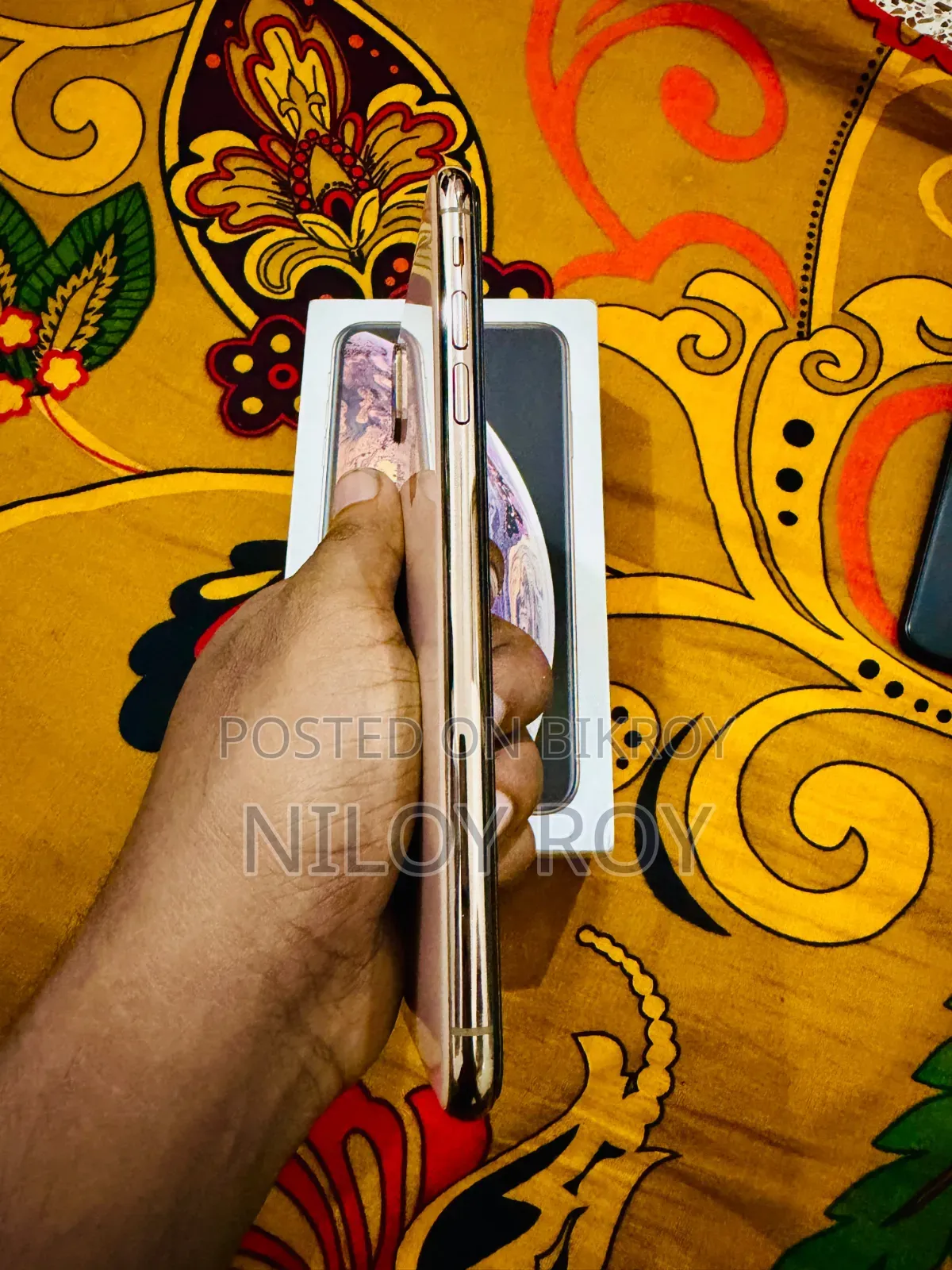 Apple iPhone XS Max 64 GB Gold