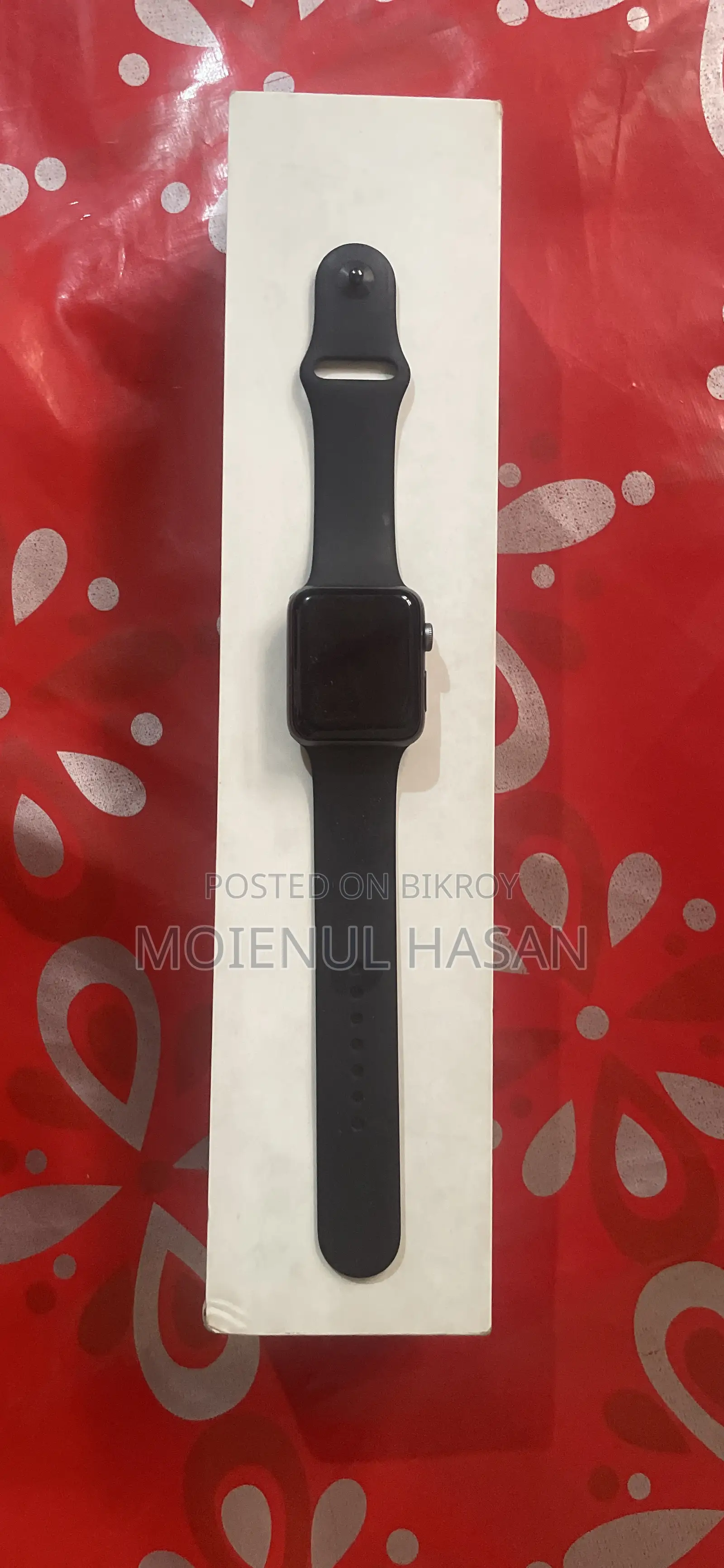 Apple Watch Series 3 With Original Box and Charger