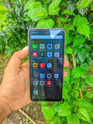 Tecno Spark Go 64 GB Blue