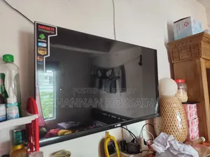 32" LED TV for sale